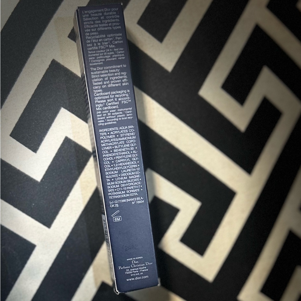 Dior Black Liquid Eyeliner - Diorshow On Stage Liner - Picture 7 of 9